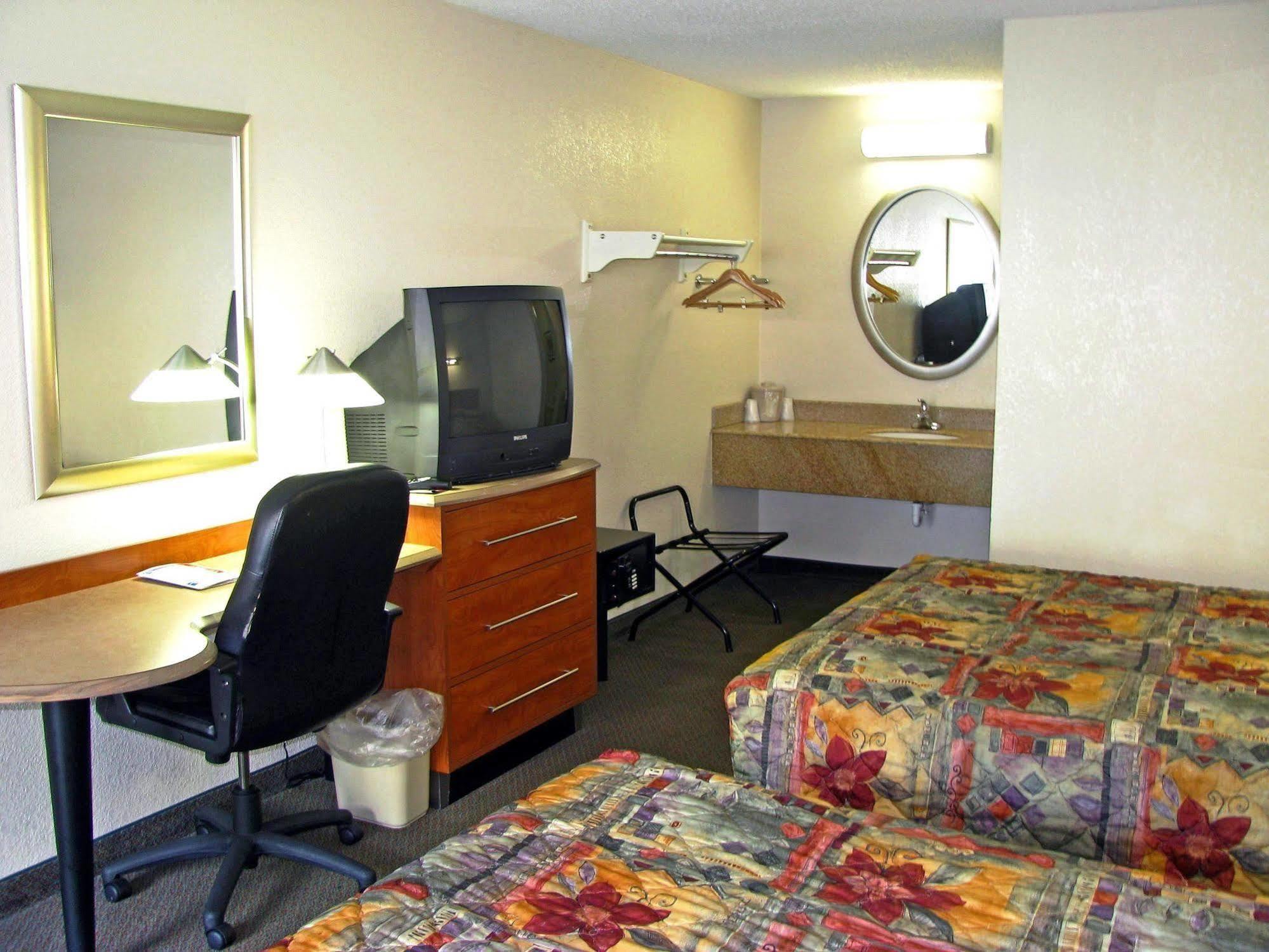 Motel 6-Dayton, Oh - Englewood Dış mekan fotoğraf